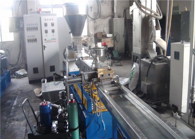 Grânulo plásticos automáticos que fazem a máquina para o floco reciclado SJSL65B da microplaqueta da garrafa do ANIMAL DE ESTIMAÇÃO